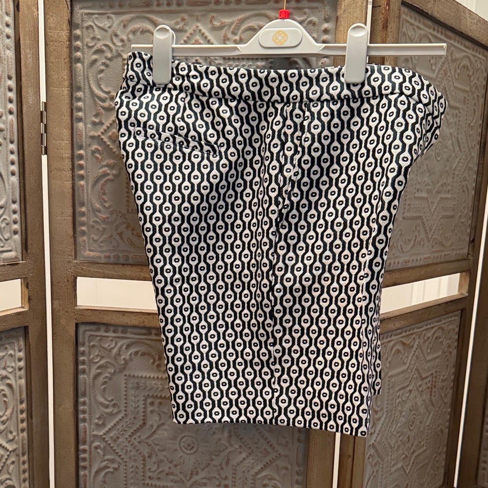 Stylish Black and White Patterned Women's Shorts